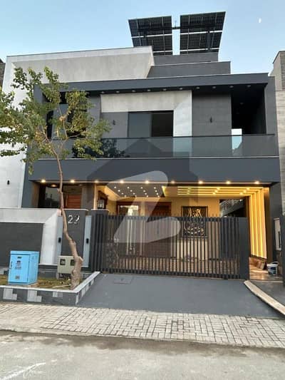 ٹاپ سٹی 1 - بلاک ڈی ٹاپ سٹی 1,اسلام آباد میں 5 کمروں کا 10 مرلہ مکان 5.0 کروڑ میں برائے فروخت۔