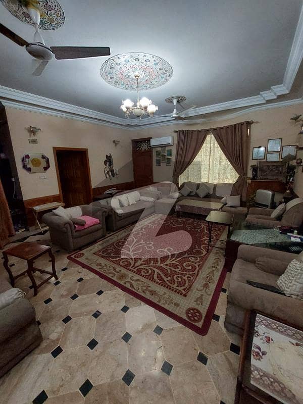 ایف ۔ 11/1 ایف ۔ 11,اسلام آباد میں 6 کمروں کا 1 کنال مکان 19.5 کروڑ میں برائے فروخت۔ ایف ۔ 11/1 ایف ۔ 11,اسلام آباد میں 6 کمروں کا 1 کنال مکان 19.5 کروڑ میں برائے فروخت۔