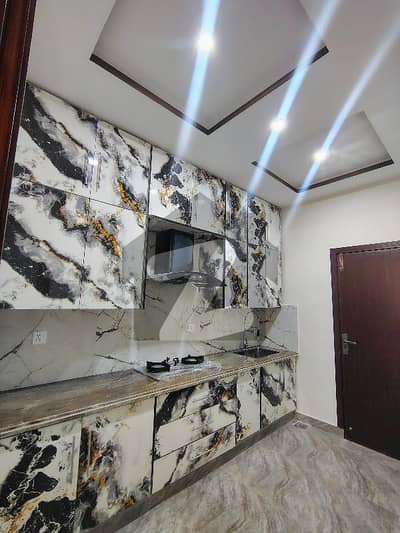 فارمانئیٹس ہاؤسنگ سکیم لاہور میں 3 کمروں کا 3 مرلہ مکان 50.0 ہزار میں کرایہ پر دستیاب ہے۔