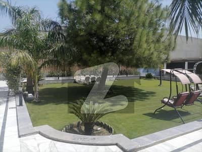 جناح آباد ایبٹ آباد میں 10 کمروں کا 2 کنال مکان 14.0 کروڑ میں برائے فروخت۔