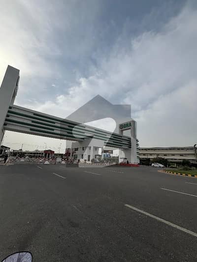 8 MARLA PLOT AVAILABLE FOR SALE