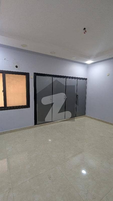 کلفٹن ۔ بلاک 8 کلفٹن,کراچی میں 3 کمروں کا 4 کنال فلیٹ 1.8 لاکھ میں کرایہ پر دستیاب ہے۔ کلفٹن ۔ بلاک 8 کلفٹن,کراچی میں 3 کمروں کا 4 کنال فلیٹ 1.8 لاکھ میں کرایہ پر دستیاب ہے۔