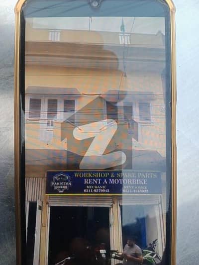 ظفر الحق روڈ راولپنڈی میں 4 مرلہ عمارت 3.5 کروڑ میں برائے فروخت۔