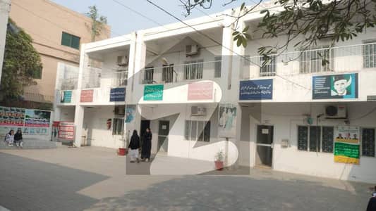 ٹاؤن شپ لاہور میں 4 کنال مکان 6.0 لاکھ میں کرایہ پر دستیاب ہے۔