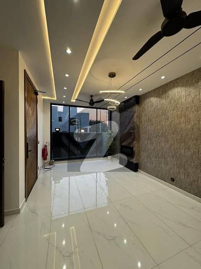 Brand New House For Sale Each Floor 4 Bed Dd In Gulshan Block 5