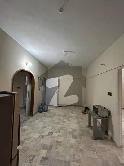 FLAT FOR RENT 4 FLOOR WITHOUT LIFT   GULISTAN E JAUHAR BLOCK 13