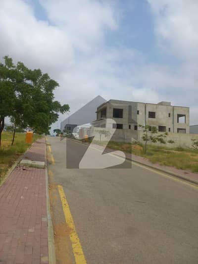 بحریہ ہلز بحریہ ٹاؤن کراچی,کراچی میں 1 کنال رہائشی پلاٹ 1.75 کروڑ میں برائے فروخت۔