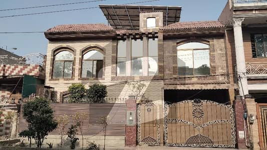 گلشنِ لاہور لاہور میں 6 کمروں کا 10 مرلہ مکان 4.75 کروڑ میں برائے فروخت۔ گلشنِ لاہور لاہور میں 6 کمروں کا 10 مرلہ مکان 4.75 کروڑ میں برائے فروخت۔