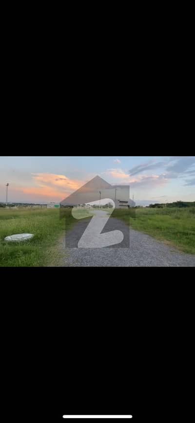 ملٹی ریزیڈنشیا اینڈ آرچرڈز اسلام آباد میں 6 مرلہ رہائشی پلاٹ 20.5 لاکھ میں برائے فروخت۔