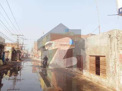 ڈیفینس روڈ لاہور میں 15 مرلہ کمرشل پلاٹ 3.0 کروڑ میں برائے فروخت۔