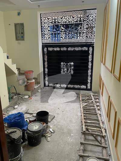 3.5 Marla Upper 2 Portion Brand New Spanish For Rent In Habib Park Maskeen Pura Very Near To Canal Road