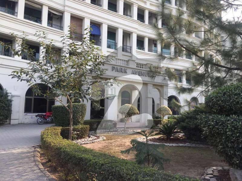 F-11 Park avenue 3 Bed room apartment with servant