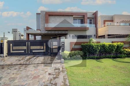 Kanal Luxurious House for Rent in DHA Phase 5