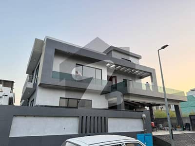 House Available For Sale Dha Phase 2 Sector B Size1 Kanal 12 Bedrooms