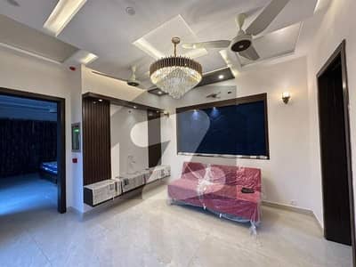 ڈی ایچ اے فیز 6 ڈیفنس (ڈی ایچ اے),لاہور میں 4 کمروں کا 10 مرلہ مکان 2.6 لاکھ میں کرایہ پر دستیاب ہے۔