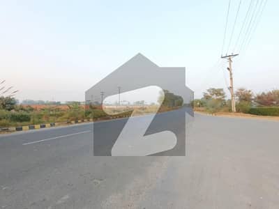 Avail Yourself A Great 5 Marla Residential Plot In New Lahore City - Phase 4