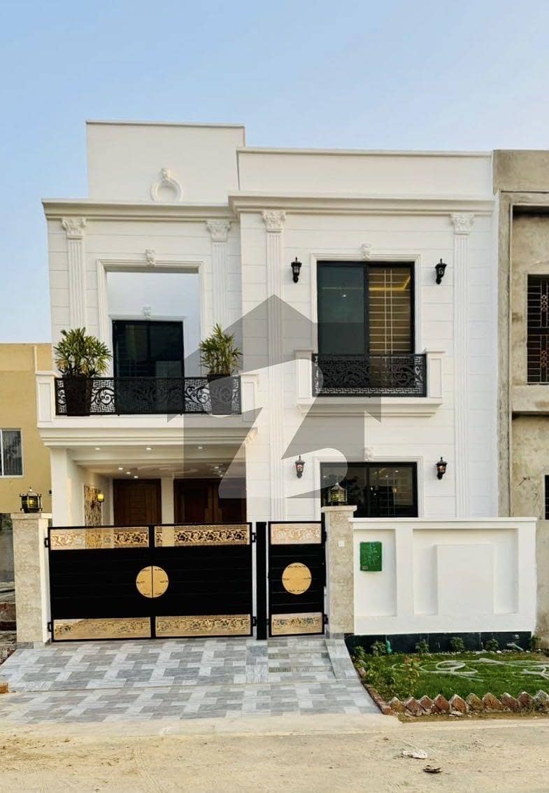 5 Marla Most Beautiful House Located In Bahria Nasheman 5 Marla Most Beautiful House Located In Bahria Nasheman