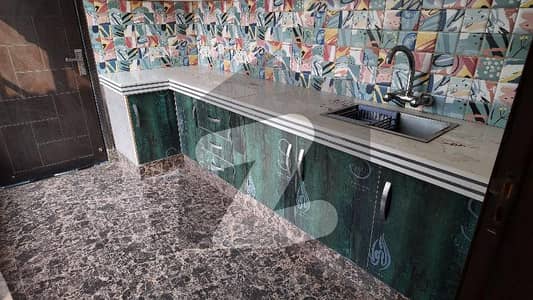 Good 10 Marla Upper Portion For Rent In Ali Park