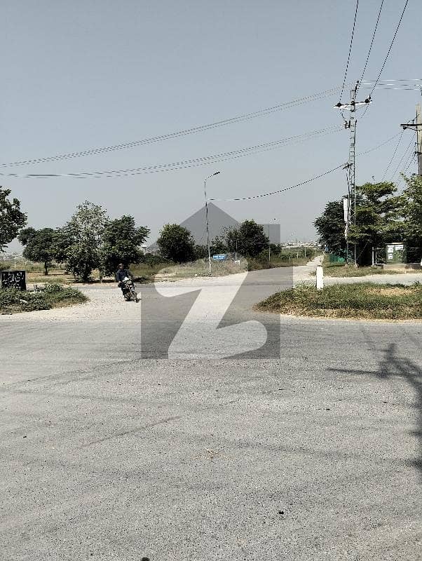 D-13 & E-13 1 Kanal Plots Available For Sale D-13 & E-13 1 Kanal Plots Available For Sale