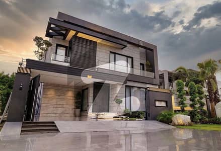 One kanal luxurious bungalow located near park available for rent in Dha phase 6 Lahore