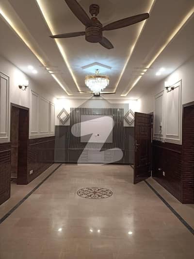 Luxurious 14 marla upper portion available for rent in G9/1.