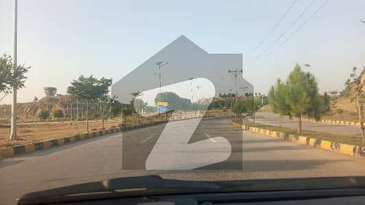 ڈی ایچ اے ویلی - آلینڈر سیکٹر ڈی ایچ اے ویلی,ڈی ایچ اے ڈیفینس,اسلام آباد میں 8 مرلہ رہائشی پلاٹ 45.0 لاکھ میں برائے فروخت۔ ڈی ایچ اے ویلی - آلینڈر سیکٹر ڈی ایچ اے ویلی,ڈی ایچ اے ڈیفینس,اسلام آباد میں 8 مرلہ رہائشی پلاٹ 45.0 لاکھ میں برائے فروخت۔