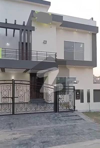 اٹامک انرجی سوسائٹی ۔ پی اے ای سی لاہور میں 5 کمروں کا 10 مرلہ مکان 3.1 کروڑ میں برائے فروخت۔