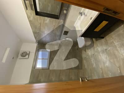 جی ۔ 13/2 جی ۔ 13,اسلام آباد میں 3 کمروں کا 1 کنال بالائی پورشن 2.5 لاکھ میں کرایہ پر دستیاب ہے۔