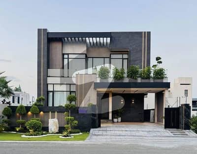 ڈی ایچ اے فیز 5 ڈیفنس (ڈی ایچ اے),لاہور میں 5 کمروں کا 1 کنال مکان 3.15 لاکھ میں کرایہ پر دستیاب ہے۔