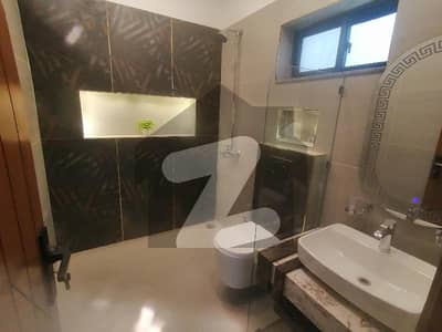 واپڈا ٹاؤن فیز 1 واپڈا ٹاؤن,ملتان میں 2 کمروں کا 10 مرلہ زیریں پورشن 60.0 ہزار میں کرایہ پر دستیاب ہے۔