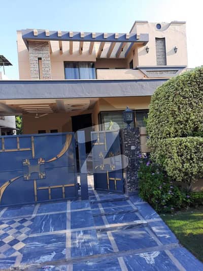 Fully Furnished 10 Marla Modern House Available For Rent in DHA Phase 5 at a Ideal Location Fully Furnished 10 Marla Modern House Available For Rent in DHA Phase 5 at a Ideal Location