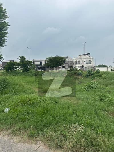 1 Kanal Prime Location Residentail Plot Is Available For Sale In DHA Phase 7 Block U Lahore Cantt