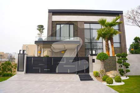 ڈی ایچ اے فیز 7 ڈیفنس (ڈی ایچ اے),لاہور میں 5 کمروں کا 1 کنال مکان 14.75 کروڑ میں برائے فروخت۔ ڈی ایچ اے فیز 7 ڈیفنس (ڈی ایچ اے),لاہور میں 5 کمروں کا 1 کنال مکان 14.75 کروڑ میں برائے فروخت۔