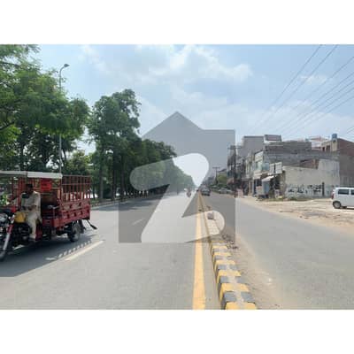 پی آئی اے ہاؤسنگ سکیم ۔ بلاک سی پی آئی اے ہاؤسنگ سکیم,لاہور میں 3 مرلہ دکان 3.5 کروڑ میں برائے فروخت۔ پی آئی اے ہاؤسنگ سکیم ۔ بلاک سی پی آئی اے ہاؤسنگ سکیم,لاہور میں 3 مرلہ دکان 3.5 کروڑ میں برائے فروخت۔