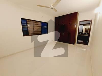 Fully Renovated Single Storey Bungalow 4 Master Size Bedrooms Lush Beautiful Green Garden Huge Parking Posh Vicinity