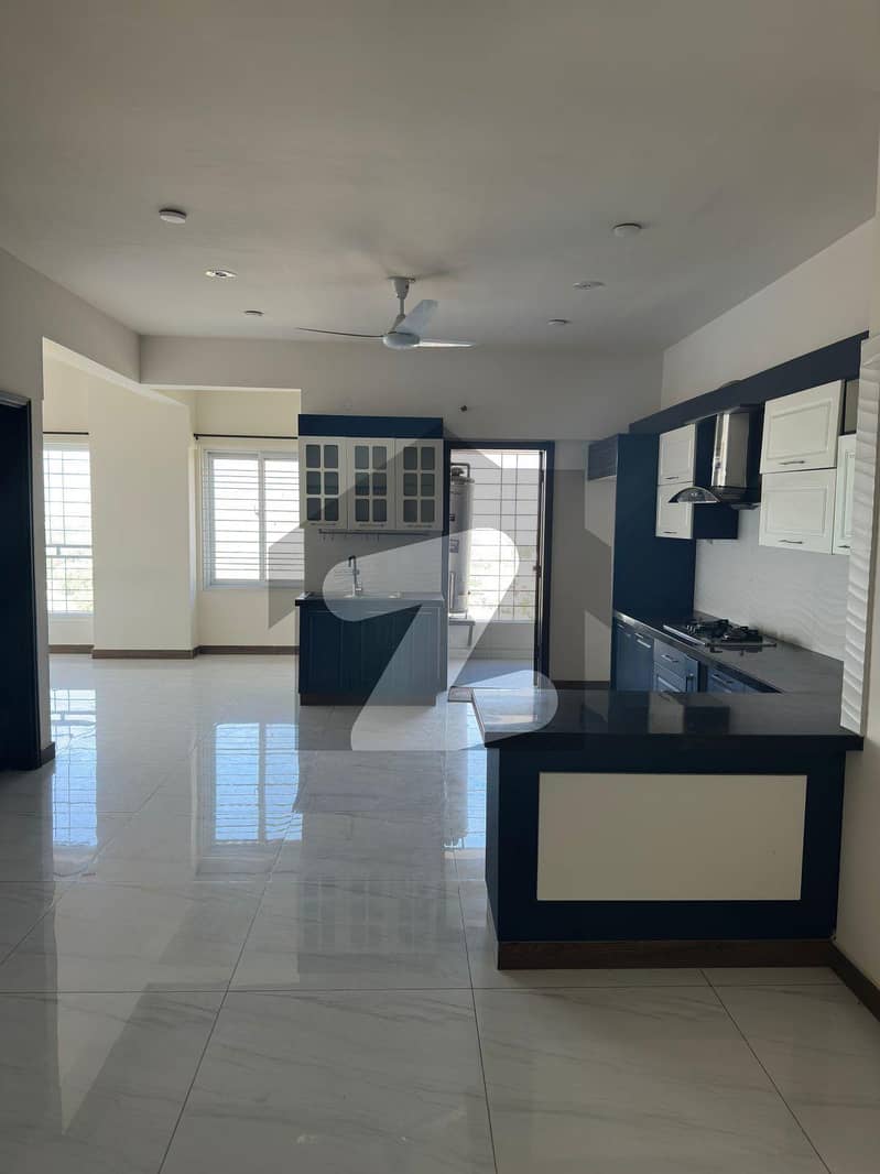 Creek View Tower, Apartment Available For Rent