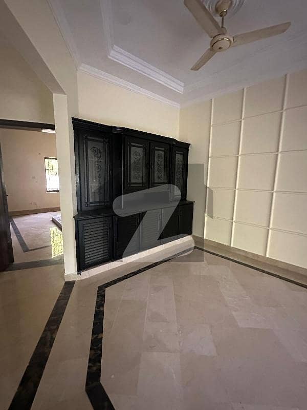 ایف ۔ 11 اسلام آباد میں 2 کمروں کا 10 مرلہ مکان 1.2 لاکھ میں کرایہ پر دستیاب ہے۔ ایف ۔ 11 اسلام آباد میں 2 کمروں کا 10 مرلہ مکان 1.2 لاکھ میں کرایہ پر دستیاب ہے۔