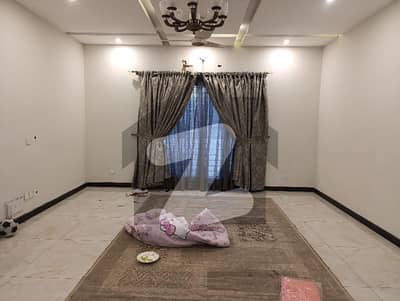 ایڈن سٹی ایڈن,لاہور میں 3 کمروں کا 1 کنال بالائی پورشن 1.1 لاکھ میں کرایہ پر دستیاب ہے۔