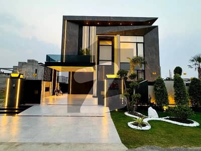 Buch Executive Villa's Multan 10