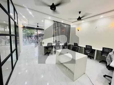 1800 Sqft Well Furnish First Floor Office For Rent Near Main Susan Road, Madina Town Faisalabad