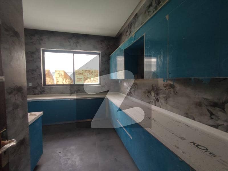 Get Your Dream Upper Portion In I-8