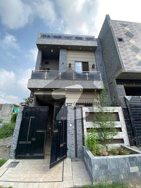 A Beautiful Dream House Hot Location