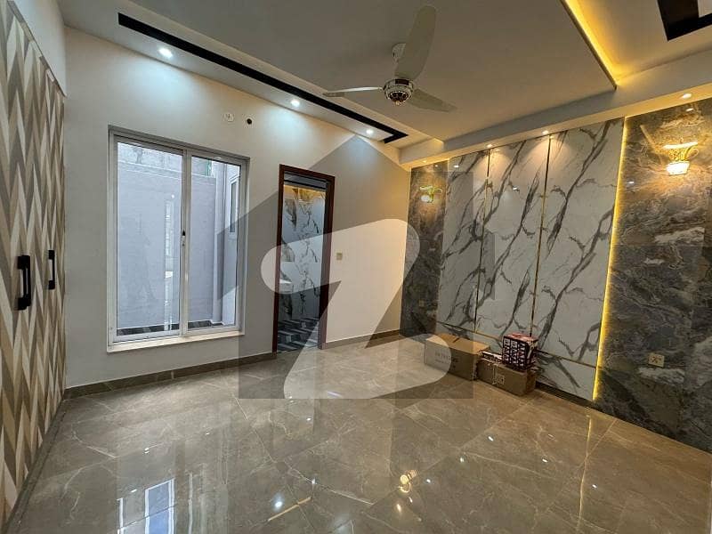 1 Kanal Portion Available For Rent 1 Kanal Portion Available For Rent