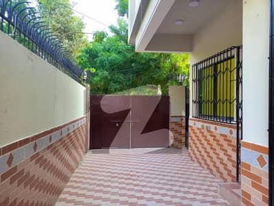 Portion for Rent Clifton Block 9  Prime Location | Small Complex | Only for Clients