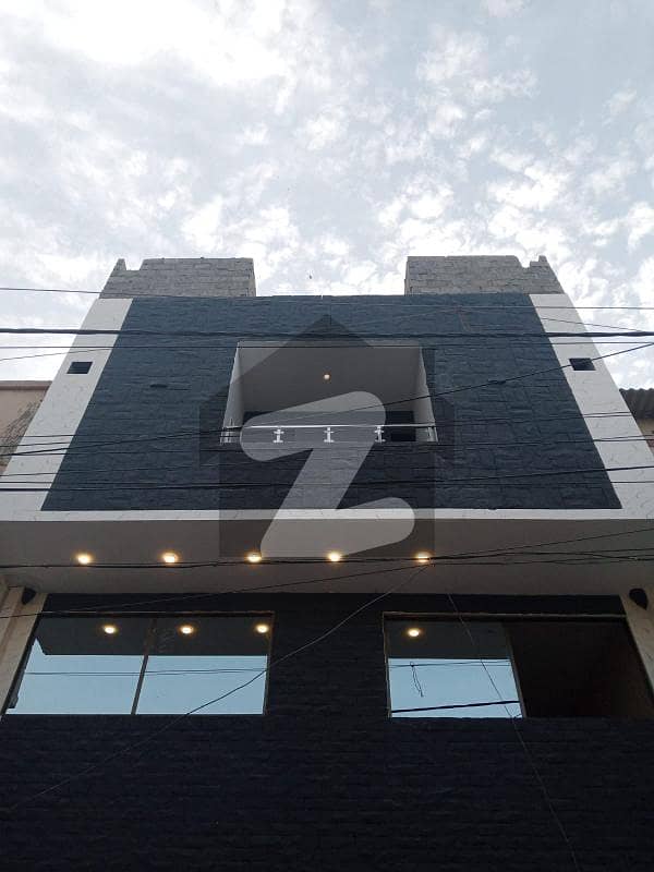 Two Bed Drawing Lounge 700 Sq. ft Portion