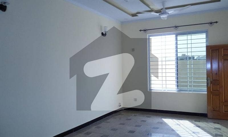 Affordable Upper Portion Available For rent In E-11 Affordable Upper Portion Available For rent In E-11