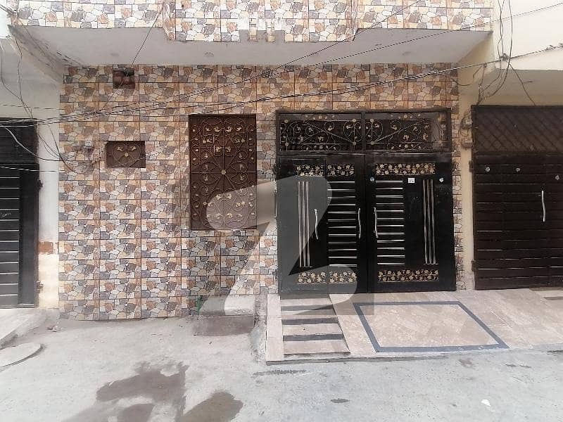 مرغزار آفیسرز کالونی لاہور میں 5 کمروں کا 4 مرلہ مکان 1.6 کروڑ میں برائے فروخت۔ مرغزار آفیسرز کالونی لاہور میں 5 کمروں کا 4 مرلہ مکان 1.6 کروڑ میں برائے فروخت۔