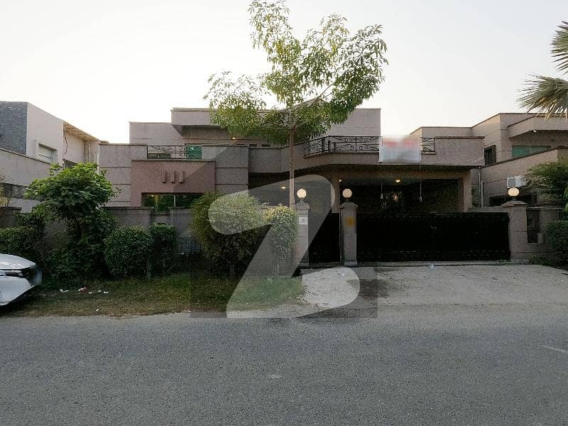 عسکری 11 عسکری,لاہور میں 5 کمروں کا 1 کنال مکان 8.65 کروڑ میں برائے فروخت۔ عسکری 11 عسکری,لاہور میں 5 کمروں کا 1 کنال مکان 8.65 کروڑ میں برائے فروخت۔