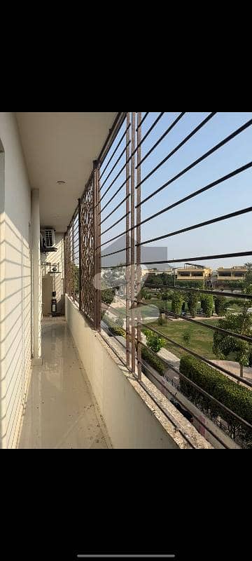 ڈی ایچ اے فیز 6 ڈی ایچ اے ڈیفینس,کراچی میں 3 کمروں کا 9 مرلہ فلیٹ 3.9 کروڑ میں برائے فروخت۔ ڈی ایچ اے فیز 6 ڈی ایچ اے ڈیفینس,کراچی میں 3 کمروں کا 9 مرلہ فلیٹ 3.9 کروڑ میں برائے فروخت۔