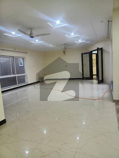 20 Marla Ground Floor For Rent Corner House Separate Entrance